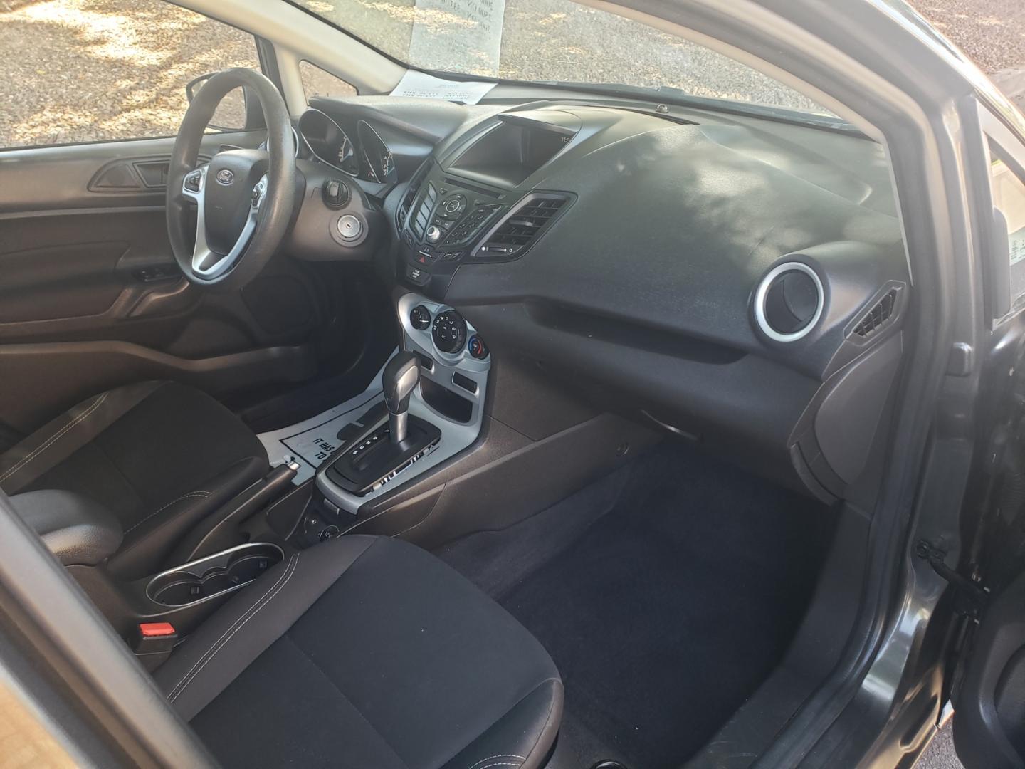 2019 /black Ford Fiesta SE (3FADP4BJ3KM) with an 1.6L L4 DOHC 16V engine, 6-Speed Automatic transmission, located at 323 E Dunlap Ave., Phoenix, AZ, 85020, (602) 331-9000, 33.567677, -112.069000 - 2019 Ford Fiesta SE,.....A Must See!!... No accidents,.... Ice cold AC. The car is gorgeous inside and out. Power windows, Power door locks, Stereo/ CD Player, Phone sync, Bluetooth, Backup camera, Beautiful Black interior with Black cloth seats in near perfect condition, Clean Arizona title , Runs - Photo#13